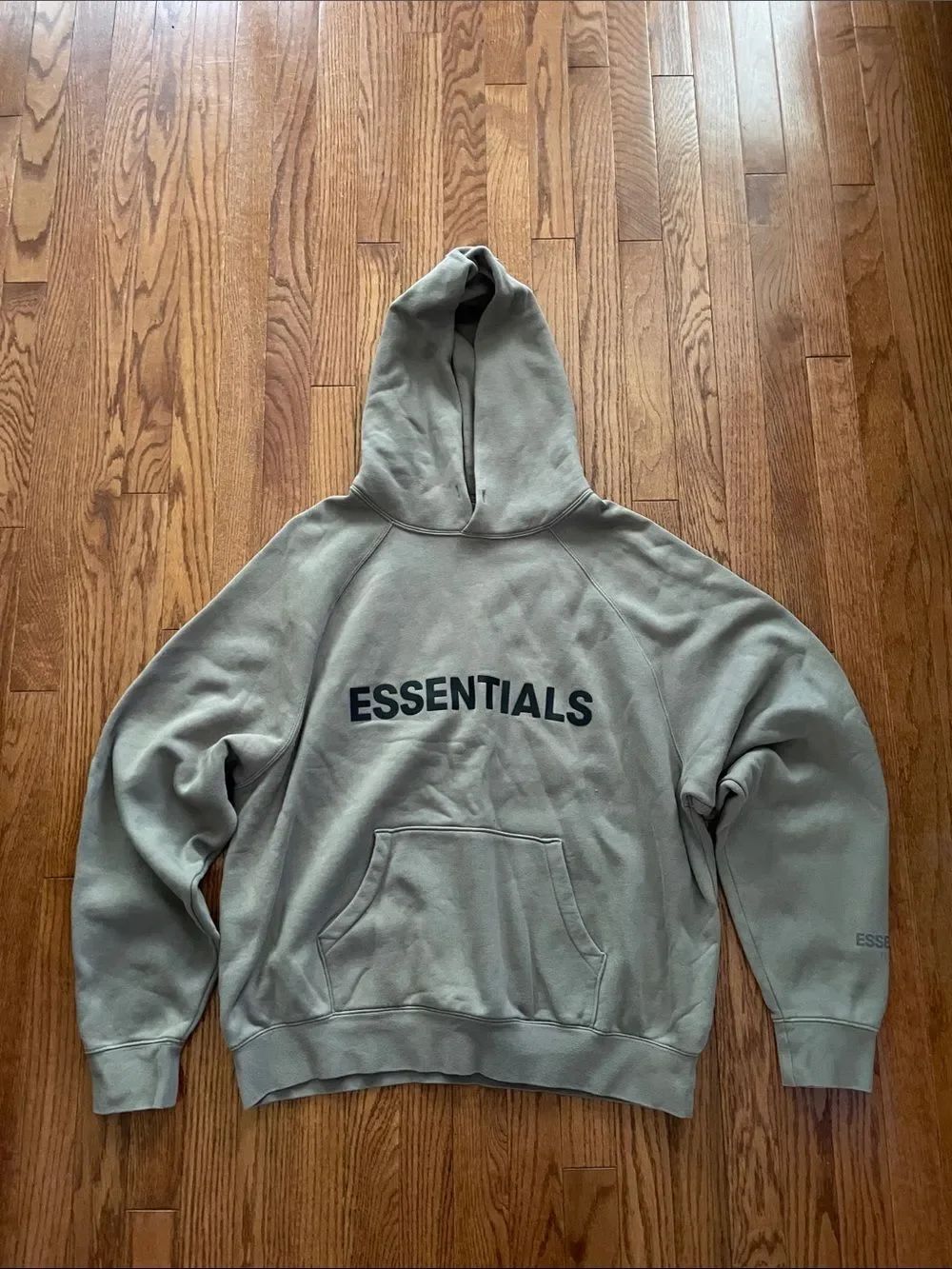 Fear of God Essentials Taupe Gray Hoodie Sweatshirt Men’s Sz Medium